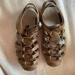 Keen Women's NEWPORT OR ASTORIA 9.5
